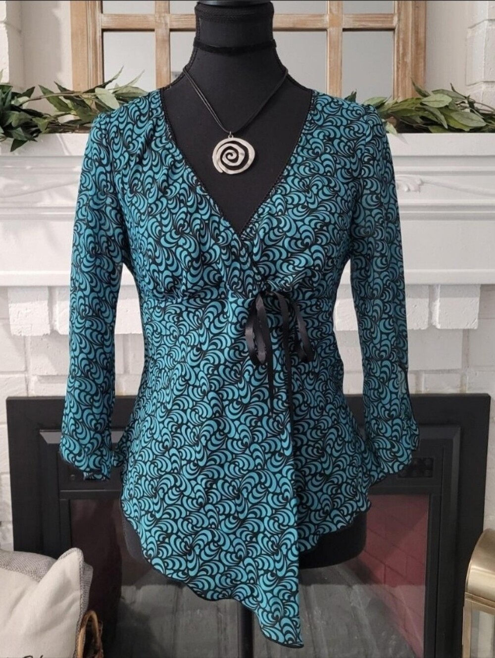 Vintage blue/black swirl print Empire Bust Whimsigoth asymmetrical hem Blouse M